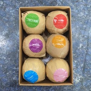 Bath bombs